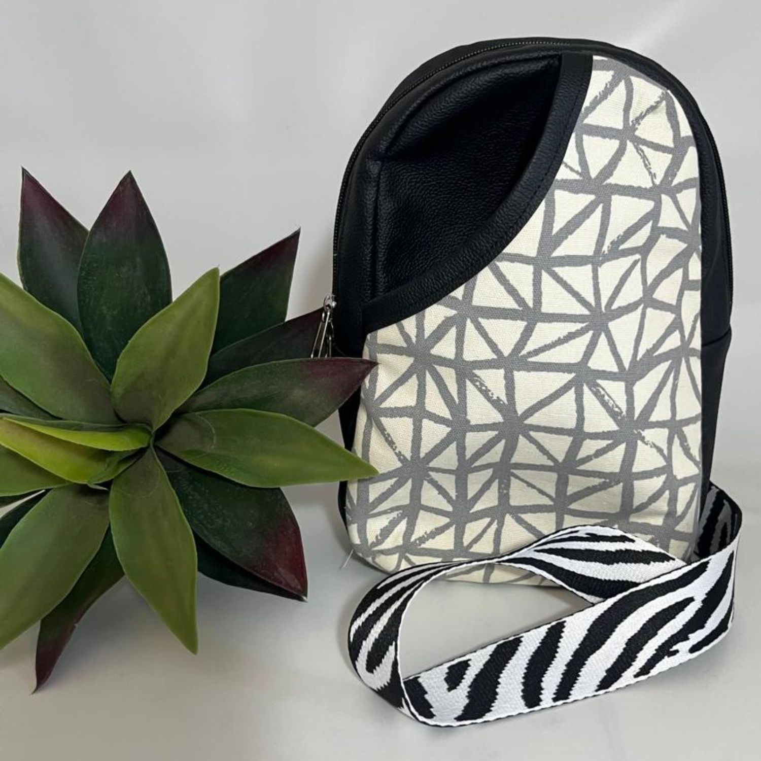 B&W Geometric Rosie Sling Bag